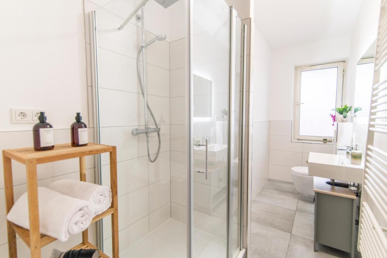 Peter Apartments - Wohnung 90Qm, 3 Schlafzimmer, Kueche, Wohnzimmer, Balkon, Netflix Fulda Exteriör bild