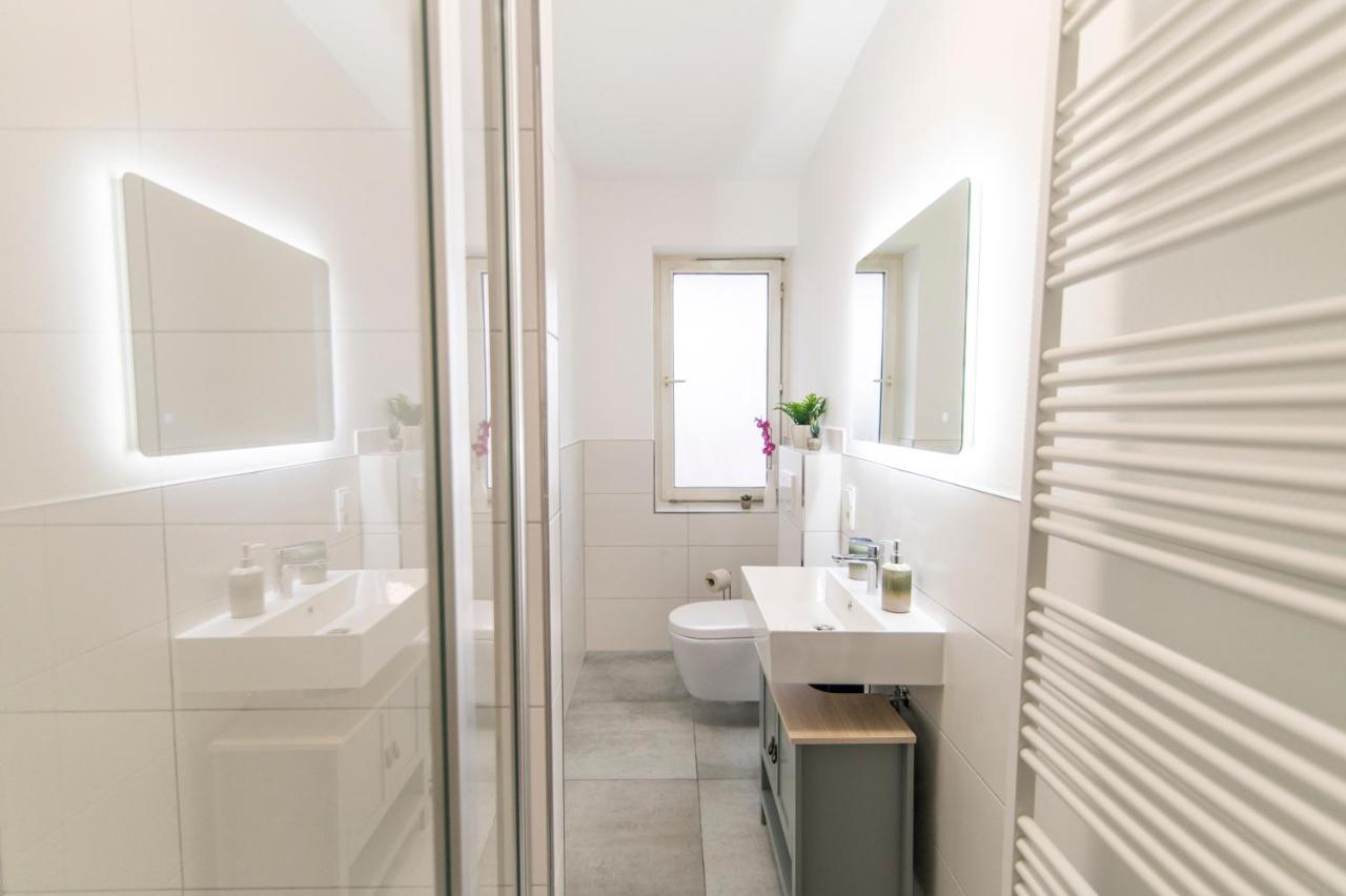 Peter Apartments - Wohnung 90Qm, 3 Schlafzimmer, Kueche, Wohnzimmer, Balkon, Netflix Fulda Exteriör bild